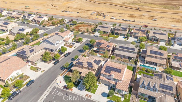 Detail Gallery Image 7 of 31 For 29742 Carmague Ln, Menifee,  CA 92584 - 4 Beds | 3 Baths