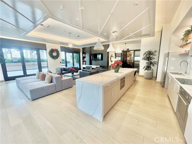 Detail Gallery Image 18 of 23 For 400 S Broadway #2007,  Los Angeles,  CA 90013 - 1 Beds | 1 Baths