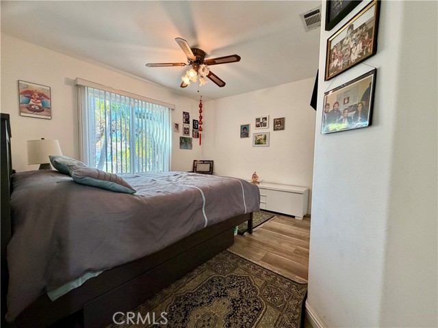 Detail Gallery Image 12 of 46 For 3585 Ambrose, Corona,  CA 92882 - 5 Beds | 3/1 Baths