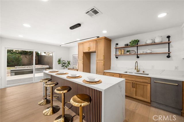 Detail Gallery Image 6 of 58 For 1177 Hastings Ct, San Dimas,  CA 91773 - 4 Beds | 2/1 Baths