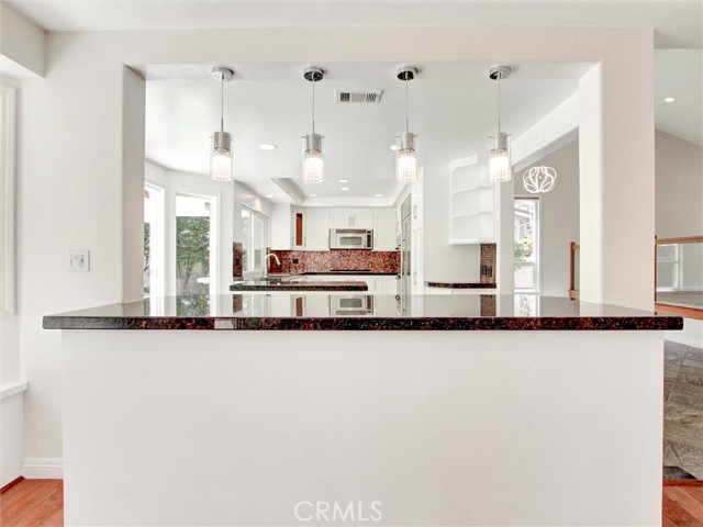 20472 Via Marwah, Yorba Linda CA: https://media.crmls.org/medias/811ebf55-fc45-4831-81cf-5956bc309af7.jpg