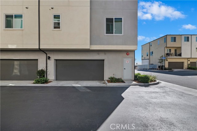 Detail Gallery Image 4 of 33 For 5494 Seacliff Pl #55,  San Diego,  CA 92154 - 2 Beds | 2/1 Baths