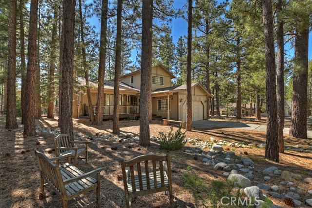 Detail Gallery Image 4 of 45 For 423 Pine View Dr, Big Bear City,  CA 92314 - 3 Beds | 2 Baths