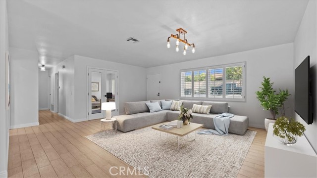 Detail Gallery Image 5 of 25 For 1692 Carmel Cir, Upland,  CA 91784 - 3 Beds | 2 Baths