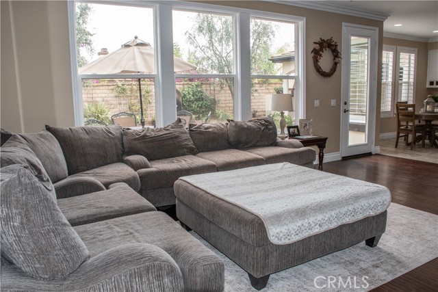 1671 Fairway Drive, Corona CA: https://media.crmls.org/medias/8120a830-8635-4395-8449-97e2cf6222aa.jpg