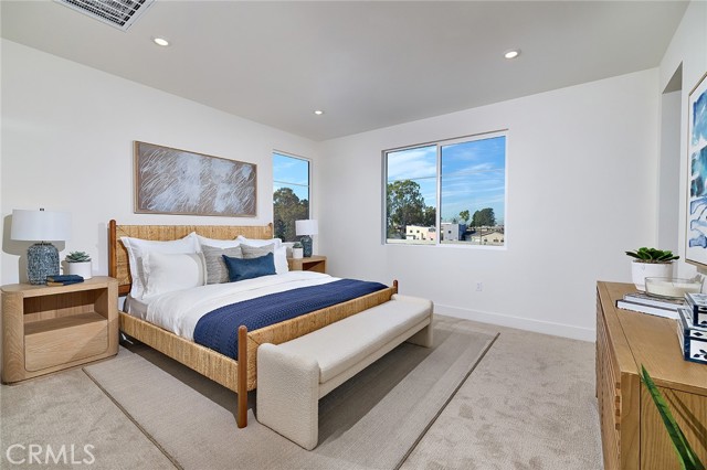 Detail Gallery Image 10 of 33 For 7251 Aura Cir, Huntington Beach,  CA 92647 - 4 Beds | 3/1 Baths