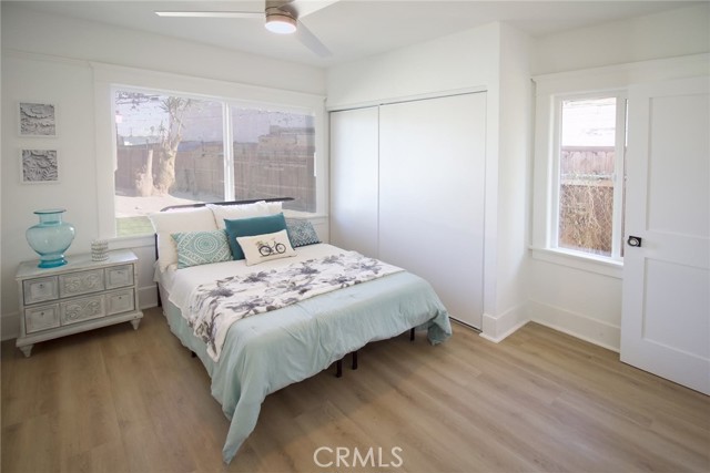 235 E Eldridge, Long Beach CA: https://media.crmls.org/medias/8122e805-e1ff-43e8-bcc5-b8f699b97d27.jpg