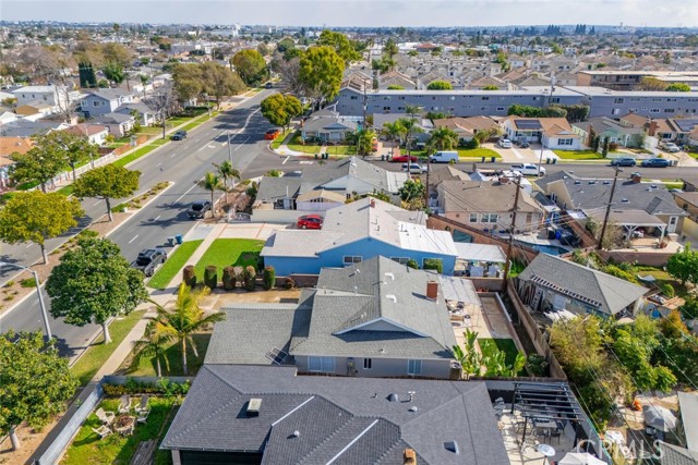 Detail Gallery Image 28 of 31 For 2612 Manhattan Beach Bld, Gardena,  CA 90249 - 3 Beds | 2 Baths