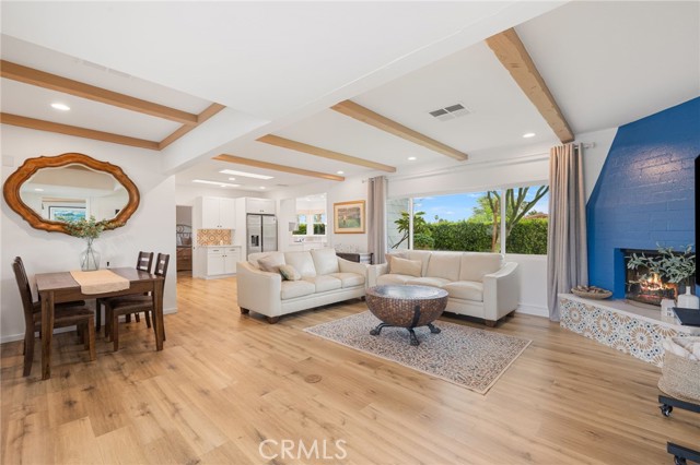 Detail Gallery Image 17 of 72 For 73955 Catalina Way, Palm Desert,  CA 92260 - 4 Beds | 3 Baths