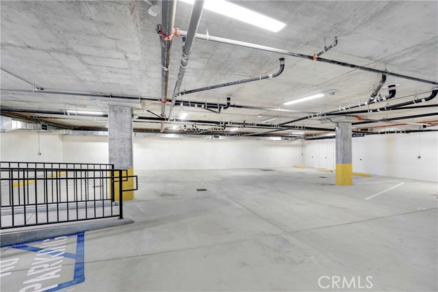 4036 Rosemont Avenue, Montrose CA: https://media.crmls.org/medias/81232f37-4787-4fca-8a6c-b1056421d373.jpg