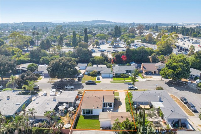 2430 Marber Avenue, Long Beach CA: https://media.crmls.org/medias/8123c491-aed7-4a4a-9324-b1c8e7facfc4.jpg