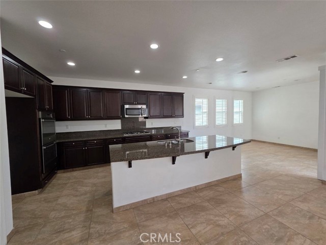 Detail Gallery Image 8 of 42 For 6227 Satterfield, Chino,  CA 91710 - 4 Beds | 3/1 Baths