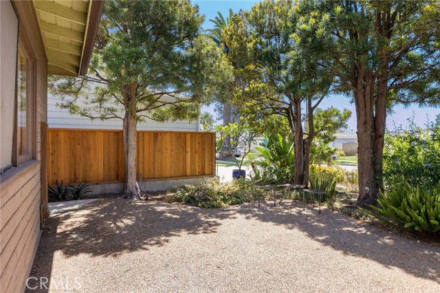 1331 Gates Avenue, Manhattan Beach, California 90266, 3 Bedrooms Bedrooms, ,1 BathroomBathrooms,Residential,Sold,Gates,SB22146762