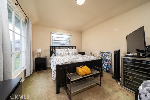 15129 Fonthill Avenue, Lawndale CA: https://media.crmls.org/medias/81256ec1-118b-49b7-b123-8497d7b79c9d.jpg