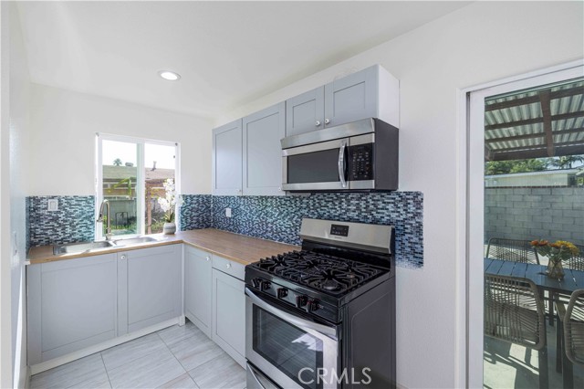 Detail Gallery Image 14 of 29 For 8902 Mcclure Ave, Westminster,  CA 92683 - 5 Beds | 3 Baths