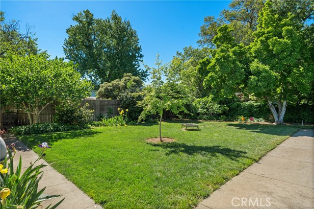 Detail Gallery Image 32 of 44 For 1160 Filbert Ave, Chico,  CA 95926 - 3 Beds | 2 Baths