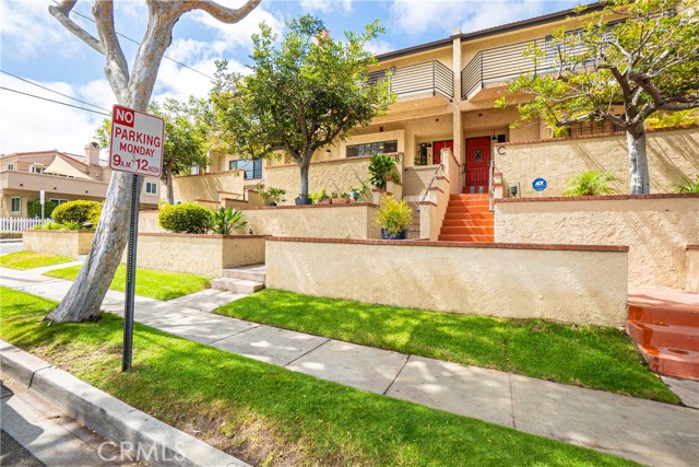 2501 Grant Avenue, Redondo Beach, California 90278, 3 Bedrooms Bedrooms, ,2 BathroomsBathrooms,Residential,Sold,Grant,SB22158503