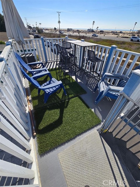 Detail Gallery Image 32 of 44 For 21752 Pacific Coast Hwy #13,  Huntington Beach,  CA 92646 - 3 Beds | 2 Baths