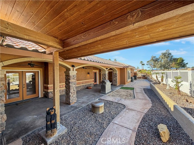 2281 Dekens Court, Blythe CA: https://media.crmls.org/medias/81290429-f623-4789-b99e-289037e2a562.jpg