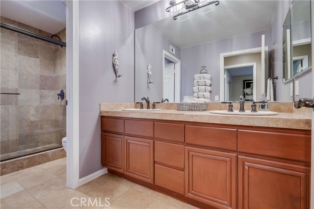 4 Sugarpine Drive, Trabuco Canyon CA: https://media.crmls.org/medias/8129f6d2-2da0-453a-ae6d-3e9b92be7d58.jpg