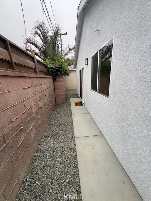 6300 Fairbrook, Long Beach CA: https://media.crmls.org/medias/812c3c7a-427d-4f82-a2f6-2ff04bf7ad9b.jpg