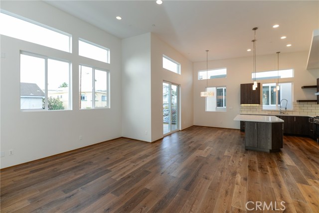 2518 Nelson Avenue, Redondo Beach, California 90278, 4 Bedrooms Bedrooms, ,3 BathroomsBathrooms,Residential,Sold,Nelson,PV17029854