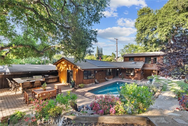 Detail Gallery Image 16 of 54 For 25009 Atwood Bld, Newhall,  CA 91321 - 3 Beds | 2/1 Baths