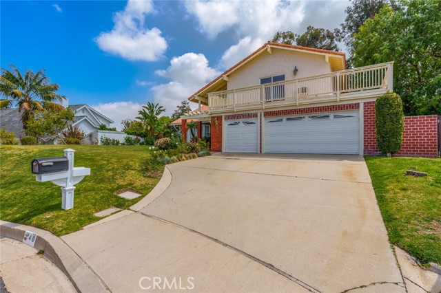 40 Club View Lane, Rolling Hills Estates, California 90274, 5 Bedrooms Bedrooms, ,3 BathroomsBathrooms,Residential,Sold,Club View,PW22062532
