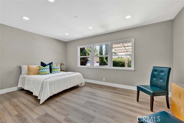 1119 N Lincoln Avenue, Fullerton CA: https://media.crmls.org/medias/812d1ee9-aeea-4625-96c6-ad1c7e3b4bf9.jpg