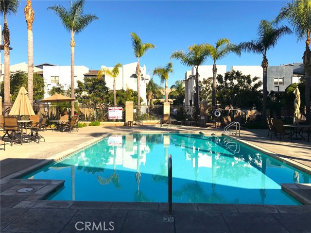 Detail Gallery Image 30 of 35 For 5403 W 149th Pl #13,  Hawthorne,  CA 90250 - 2 Beds | 2/1 Baths