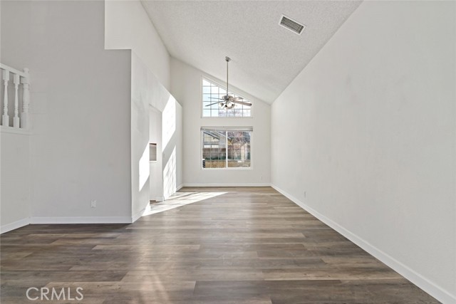 Detail Gallery Image 8 of 43 For 3212 W Avenue K4, Lancaster,  CA 93536 - 4 Beds | 3 Baths