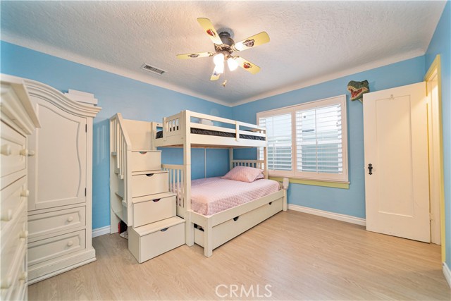 5650 Lemon, Long Beach CA: https://media.crmls.org/medias/812ea9de-59c0-4c64-9692-4bac53d57093.jpg