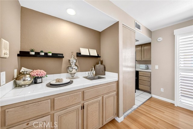 Detail Gallery Image 9 of 26 For 5342 Bishop, Cypress,  CA 90630 - 2 Beds | 2/1 Baths