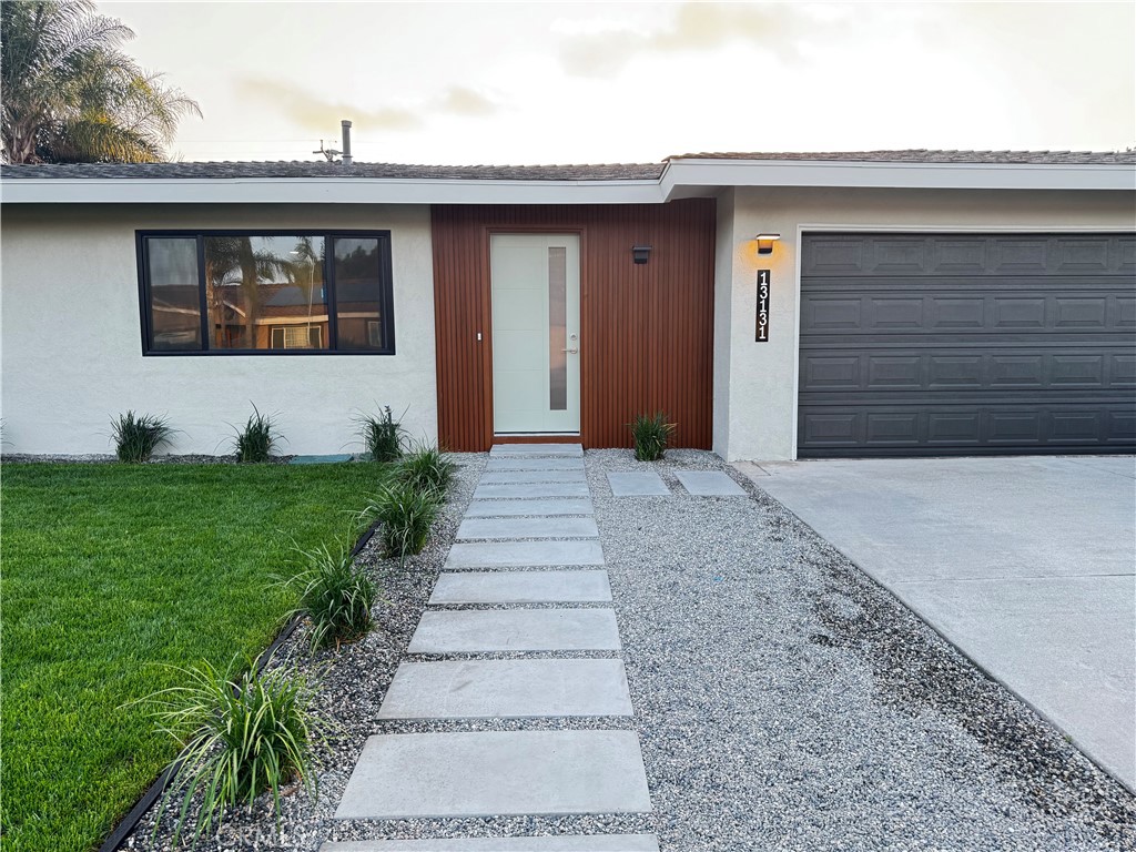 13131 Siemon Avenue
