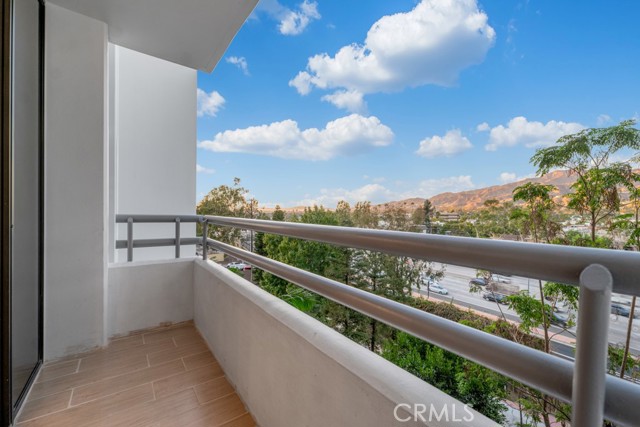 Detail Gallery Image 30 of 52 For 345 Pioneer Dr #601,  Glendale,  CA 91203 - 2 Beds | 2 Baths