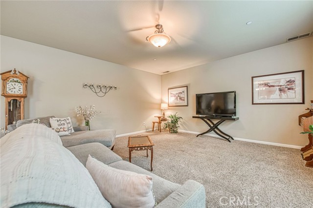 Detail Gallery Image 13 of 26 For 7141 N Lead Ave, Fresno,  CA 93711 - 4 Beds | 3 Baths