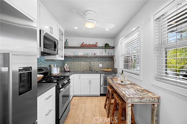 256 Avenida Madrid, San Clemente CA: https://media.crmls.org/medias/812fb31d-b6a1-449d-ba47-5bdc0a43d582.jpg