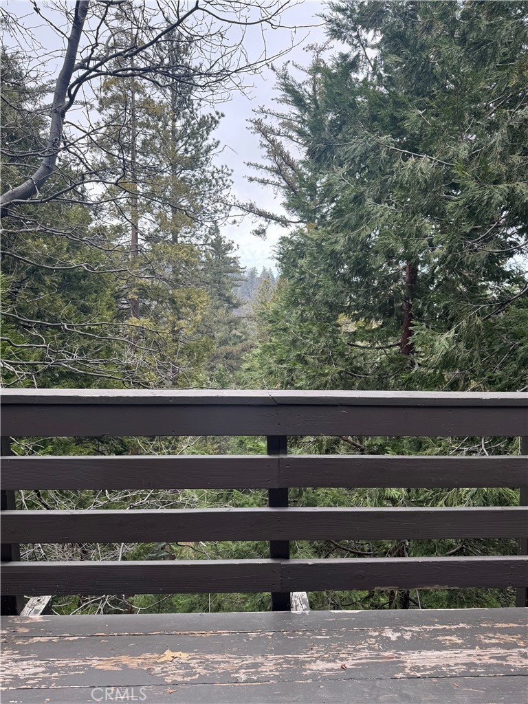 https://media.crmls.org/medias/8131a763-54ec-4b52-8b40-6c01b0db471e.jpg?preset=X-Large