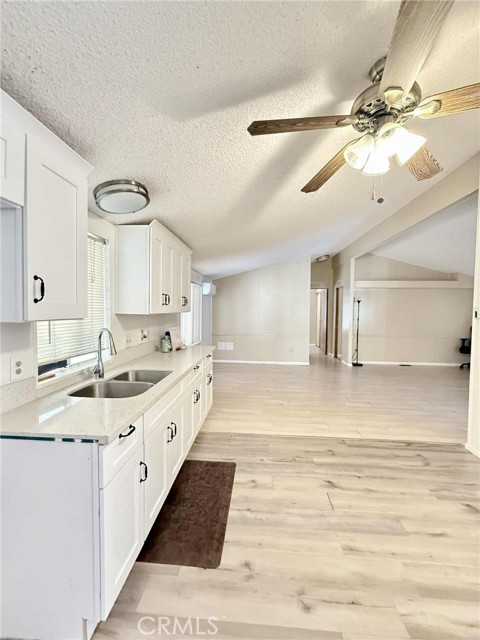 21100 State St, San Jacinto CA: https://media.crmls.org/medias/8131cb3e-d435-4ac4-a282-f582735b8429.jpg