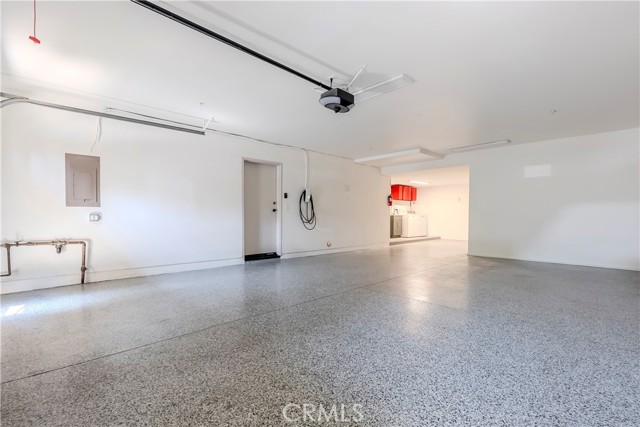 Detail Gallery Image 25 of 41 For 6913 Hannum, Culver City,  CA 90230 - 3 Beds | 3 Baths