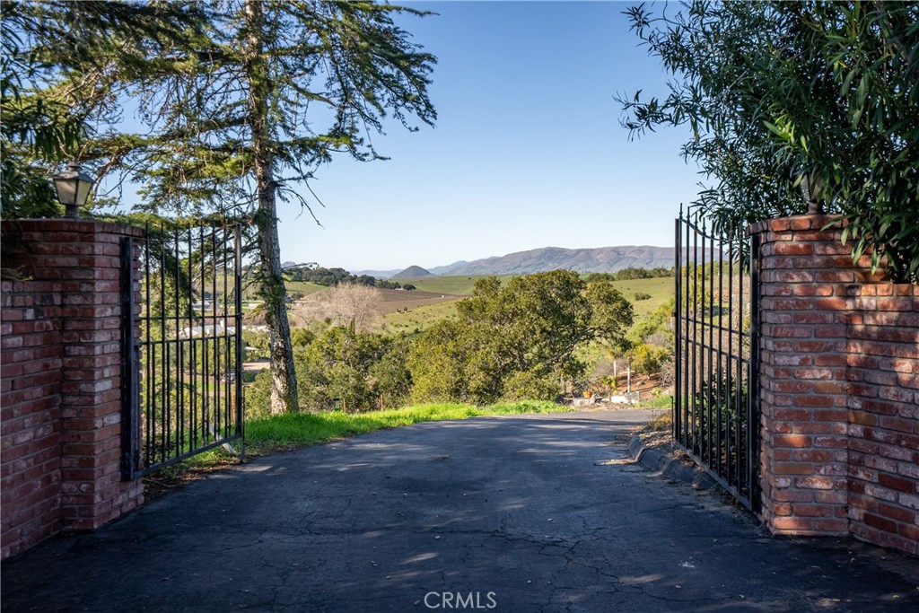 1195 Tiffany Ranch Road