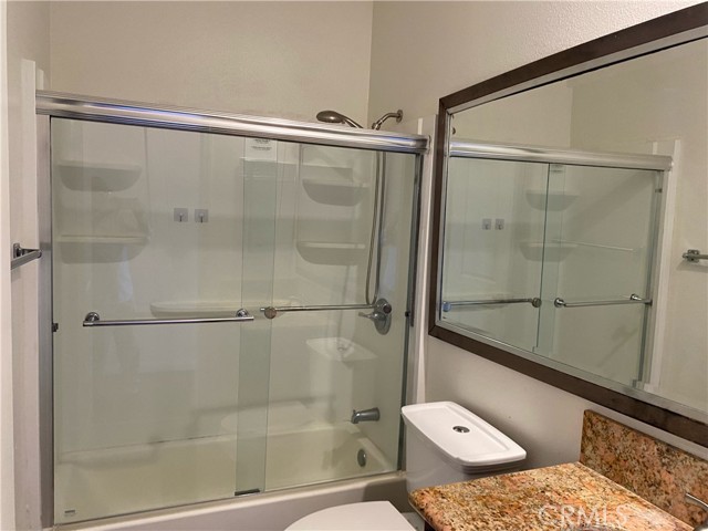 Detail Gallery Image 11 of 15 For 121 S Dale #111,  Anaheim,  CA 92804 - 3 Beds | 2/1 Baths