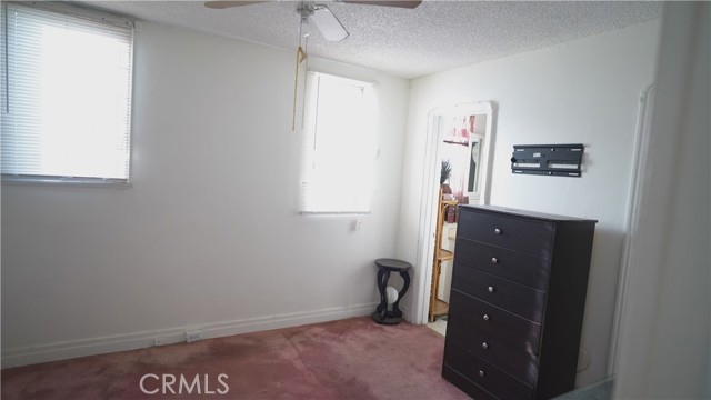 214 E 92nd, Los Angeles CA: https://media.crmls.org/medias/8132b785-41cc-4d0a-ac92-8aed8ecac12f.jpg