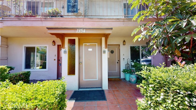 1354 Shadow Lane, Fullerton CA: https://media.crmls.org/medias/8132c0a5-b56a-4b0b-8981-6ad84e21ebcb.jpg