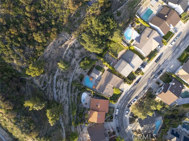 3033 Hopeton Road, La Crescenta CA: https://media.crmls.org/medias/81331328-cabf-40b7-8832-60c9407b9bd8.jpg
