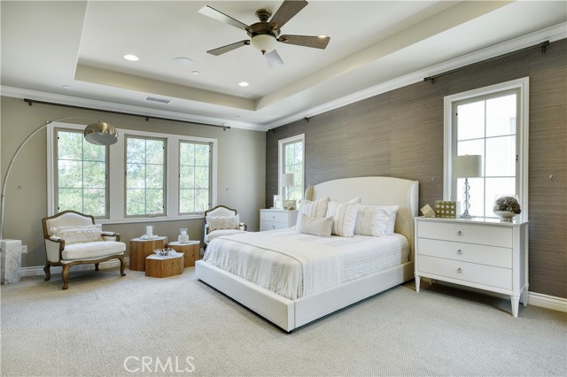 46 Shadybend, Irvine CA: https://media.crmls.org/medias/813482dc-d22b-41be-8a29-456866aead98.jpg