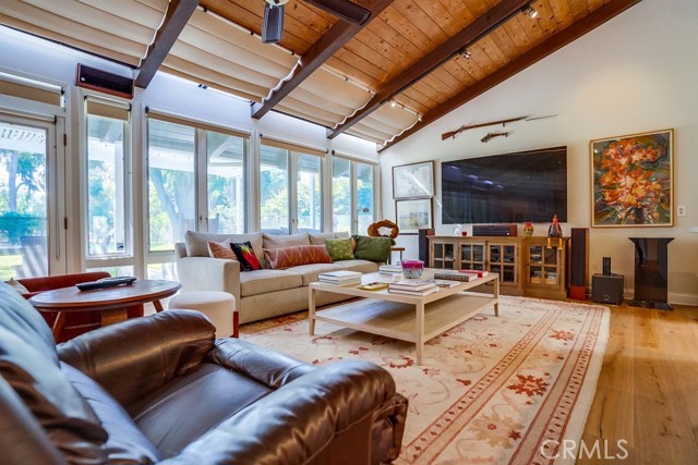 4 Saddlehorn Lane, Rolling Hills Estates, California 90274, 5 Bedrooms Bedrooms, ,4 BathroomsBathrooms,Residential,Sold,Saddlehorn,PV22070454