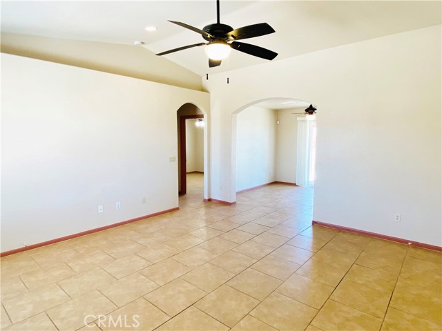 Image 2 for 7572 Bedouin Ave, 29 Palms, CA 92277