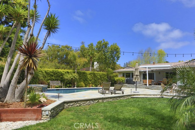 2317 Chelsea Road, Palos Verdes Estates, California 90274, 3 Bedrooms Bedrooms, ,2 BathroomsBathrooms,Residential,Sold,Chelsea,PV22042879