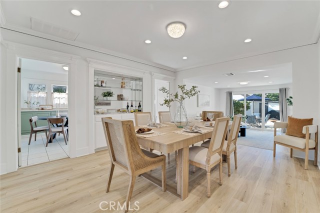 Detail Gallery Image 9 of 40 For 337 N Beachwood, Los Angeles,  CA 90004 - 3 Beds | 2 Baths